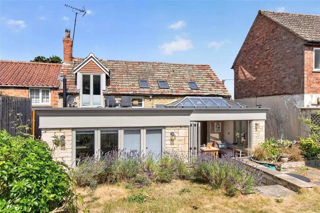 High Street, Castle Bytham, NG33, photo 3