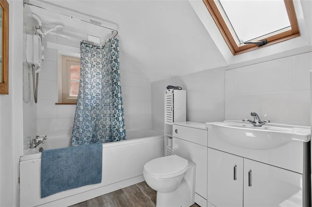 High Street, Castle Bytham, NG33, photo 15