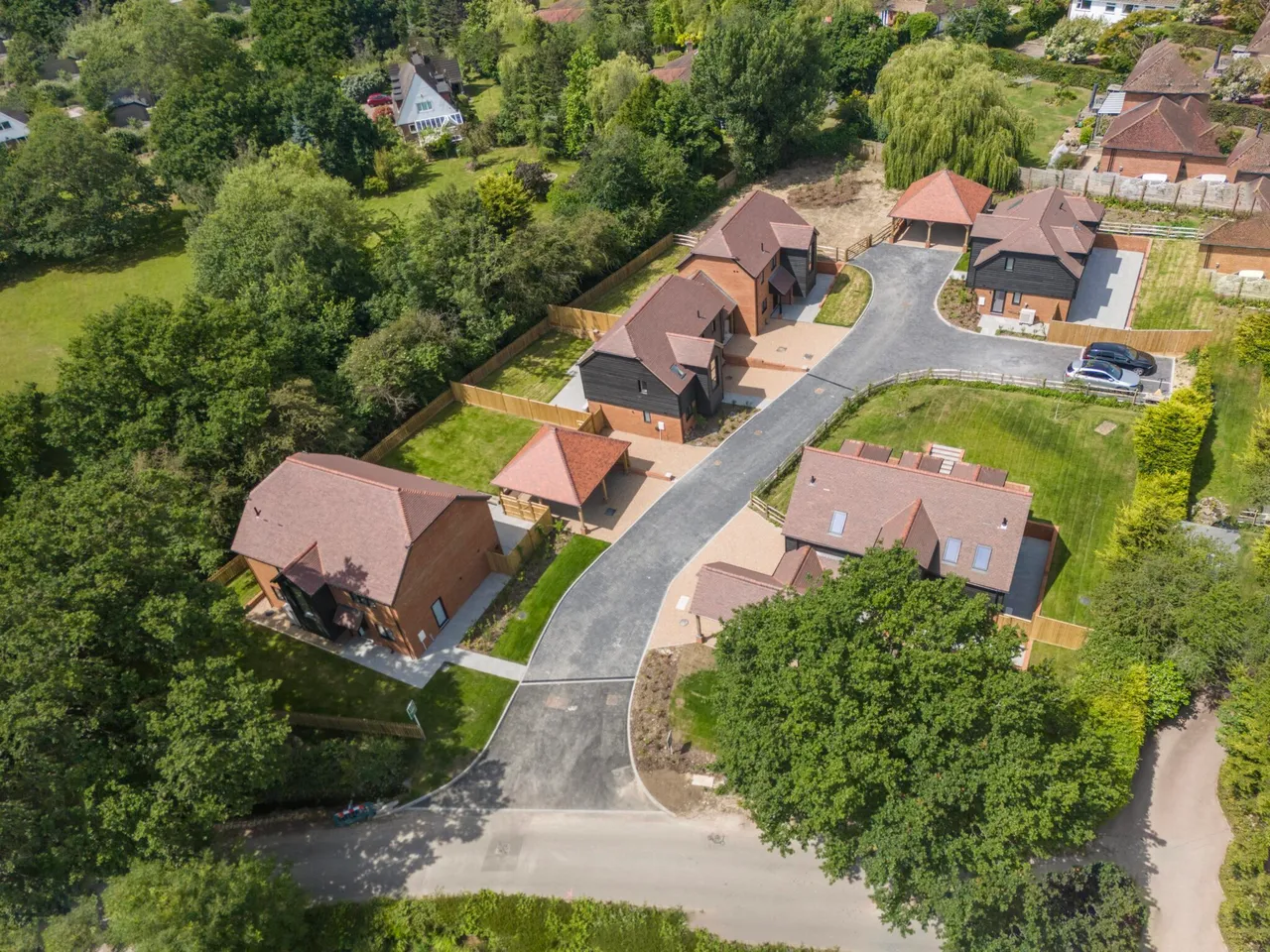 Standen Street, Iden Green, TN17, photo 14