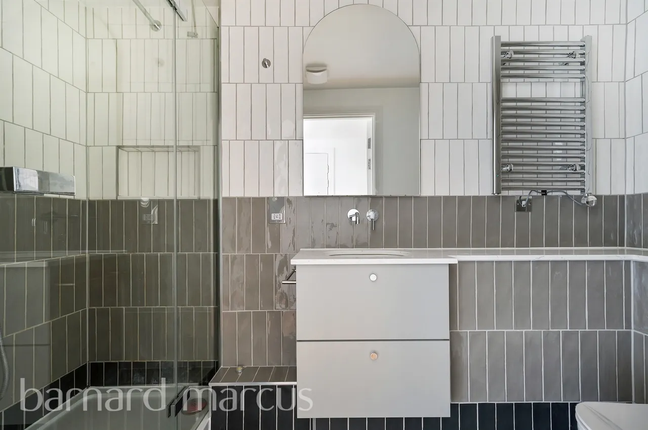 Lisgar Terrace, London, photo 6