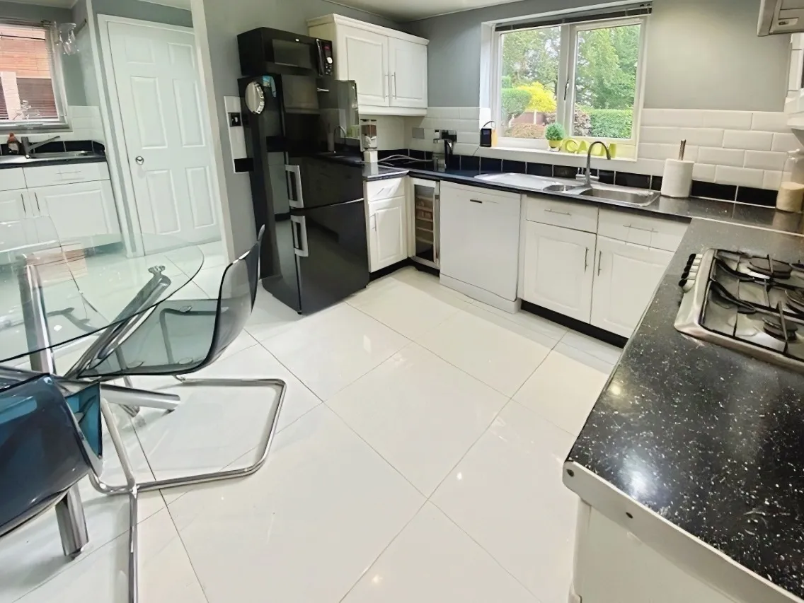 Lapwing Close, Liverpool, L12, photo 6