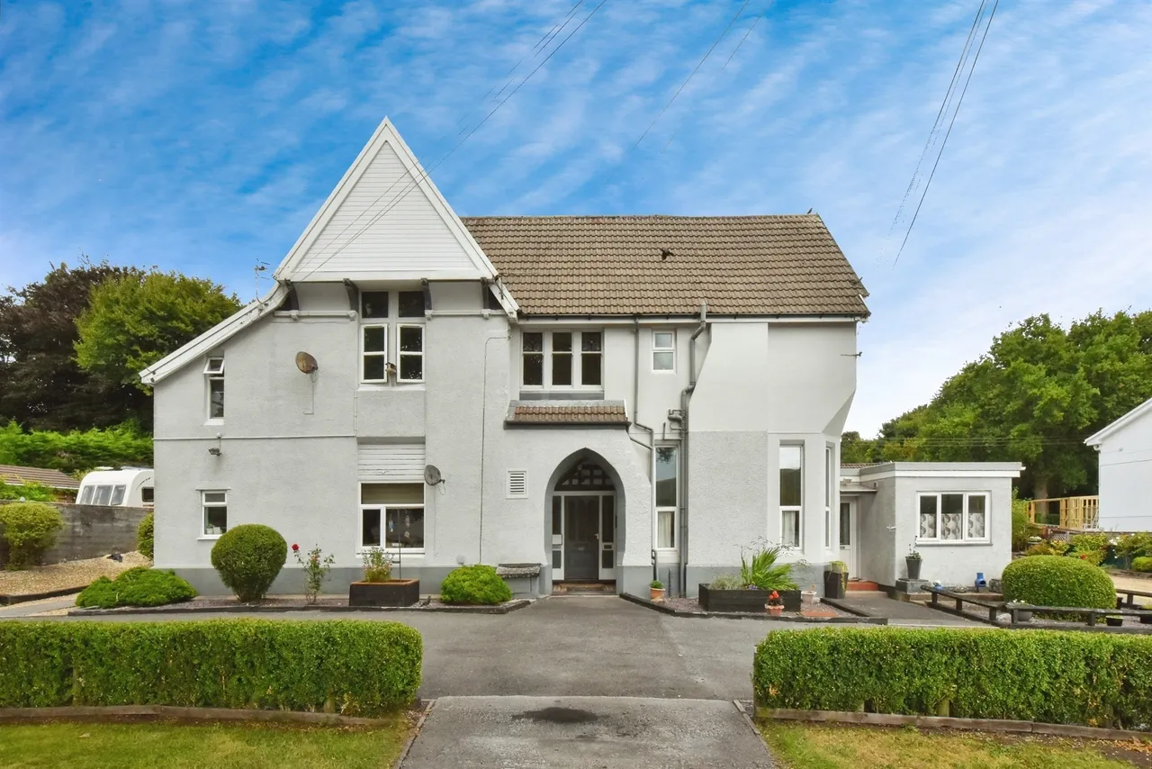 Cwmbach Road, Aberdare, CF44, photo 7