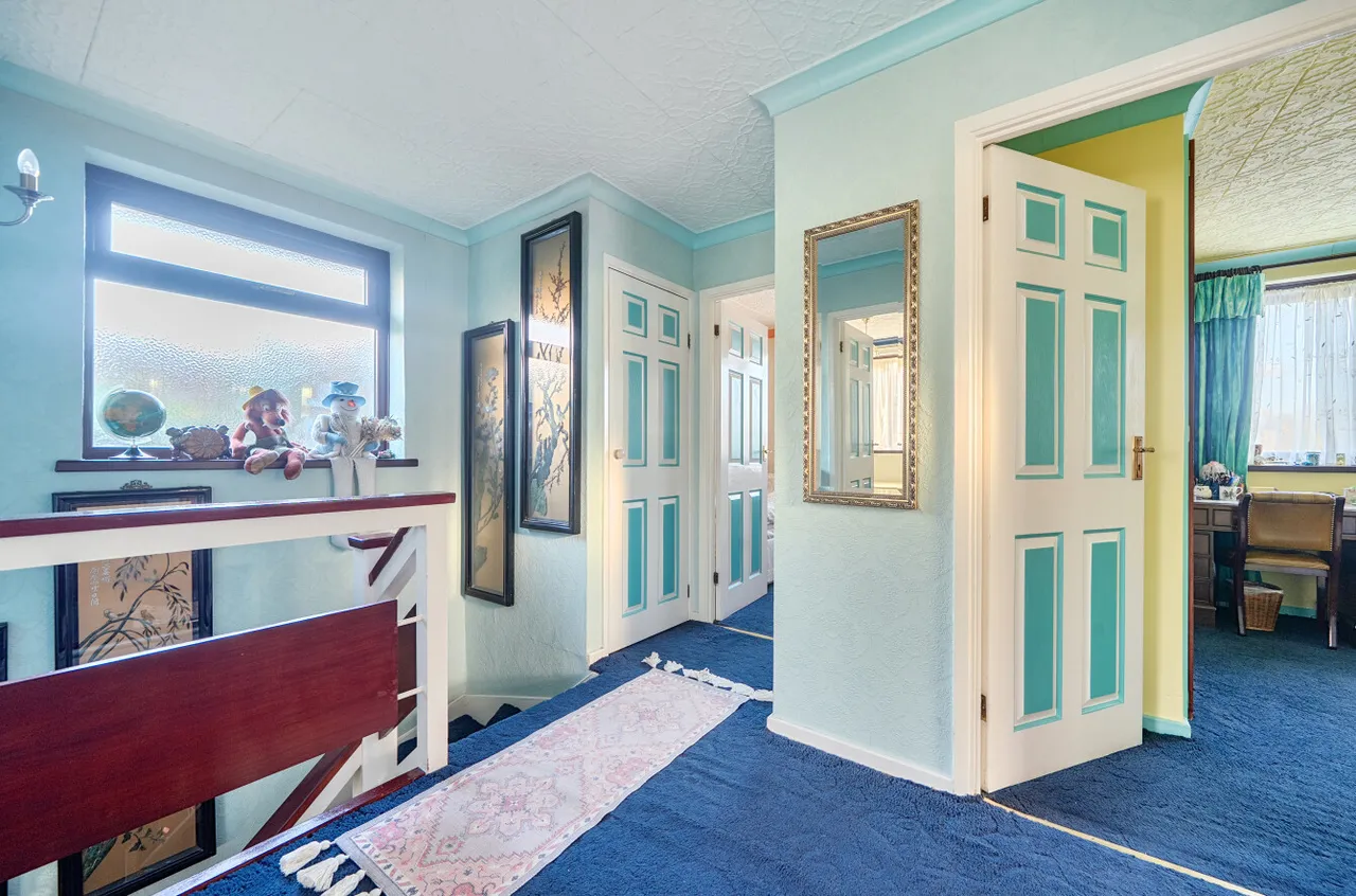 Cramhurst Lane, Witley, GU8, photo 17