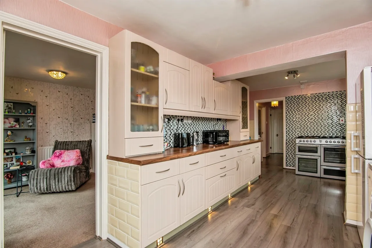 Meadway, Malvern, WR14, photo 11