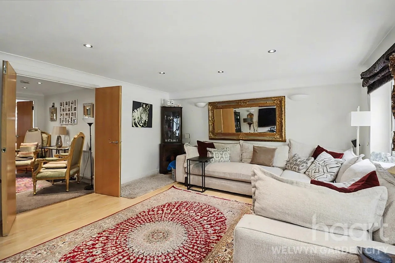 Node Way Gardens, Welwyn, AL6, photo 16