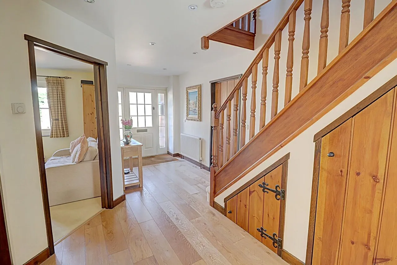 Wycombe Road, Prestwood, HP16, photo 13
