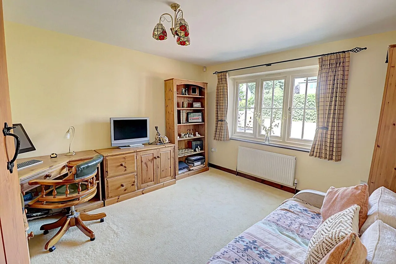 Wycombe Road, Prestwood, HP16, photo 10