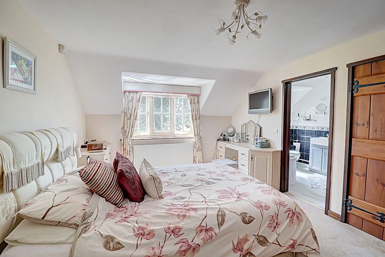 Wycombe Road, Prestwood, HP16, photo 15