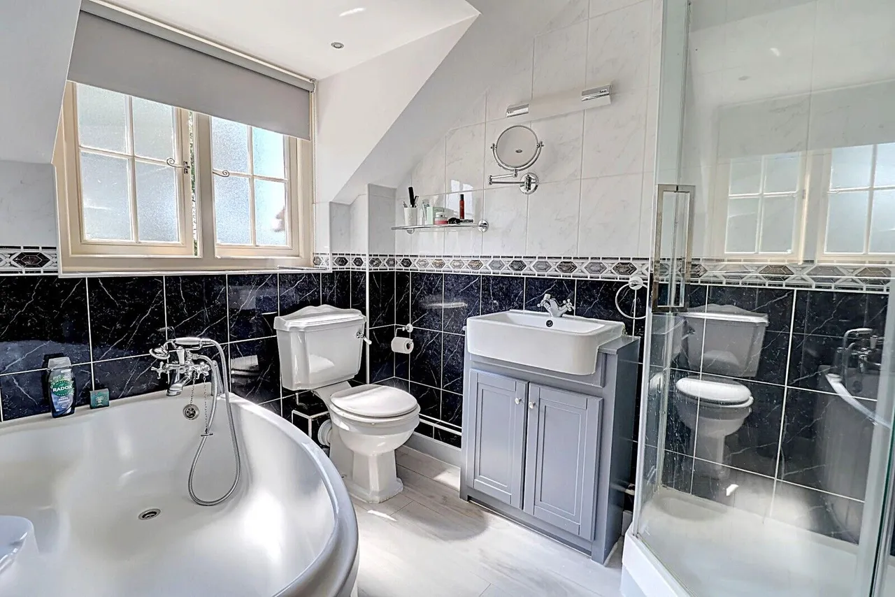 Wycombe Road, Prestwood, HP16, photo 19