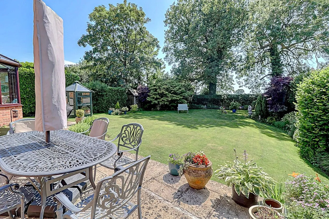 Wycombe Road, Prestwood, HP16, photo 3