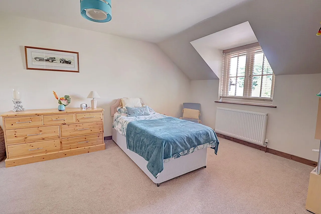 Wycombe Road, Prestwood, HP16, photo 17