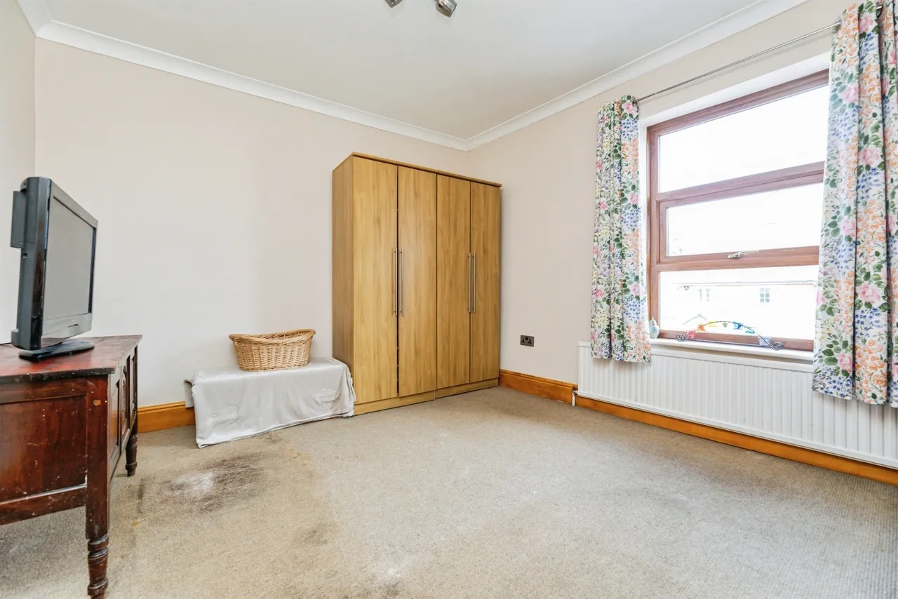 Hesley Bar, Thorpe Hesley, S61, photo 12