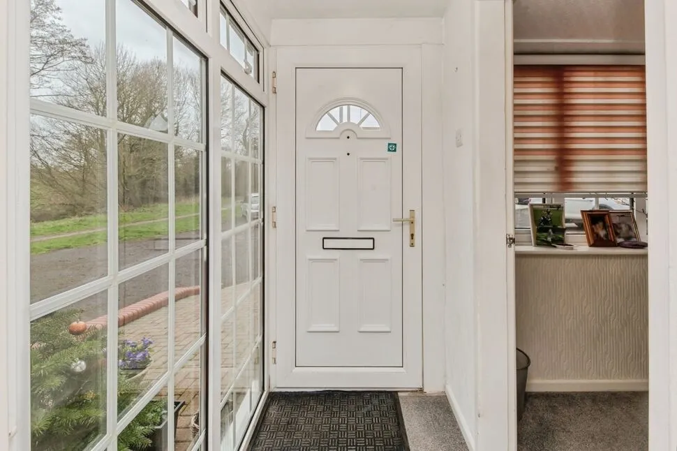 Selkirk Drive, Holmes Chapel, Cheshire, CW4, photo 9