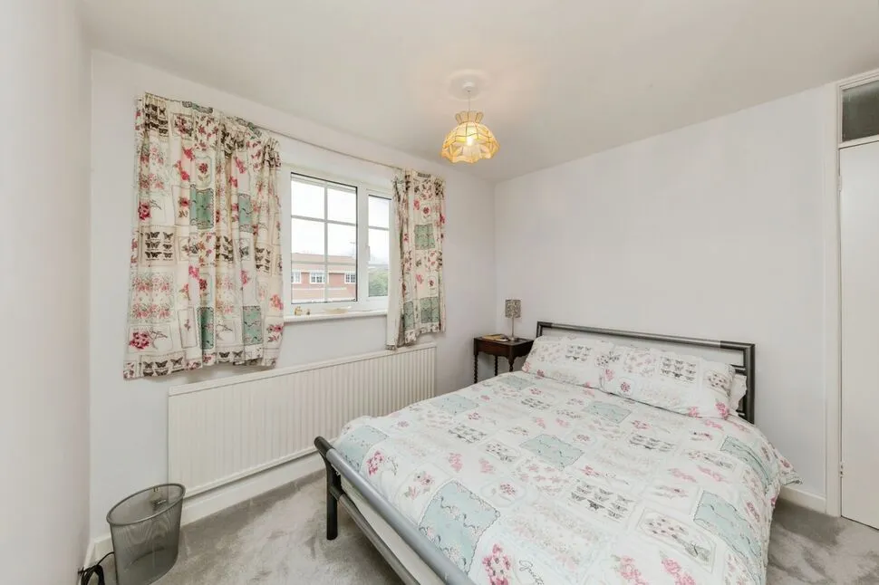 Selkirk Drive, Holmes Chapel, Cheshire, CW4, photo 5