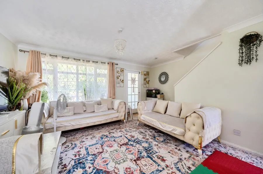 Leafield Close, Woking, GU21, photo 3