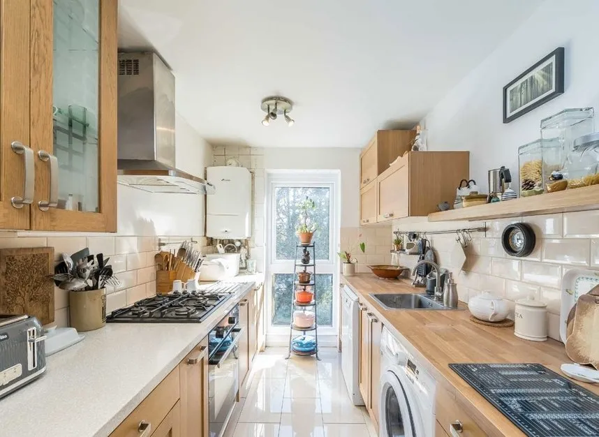 Nelson Road, Whitton, TW3, photo 4