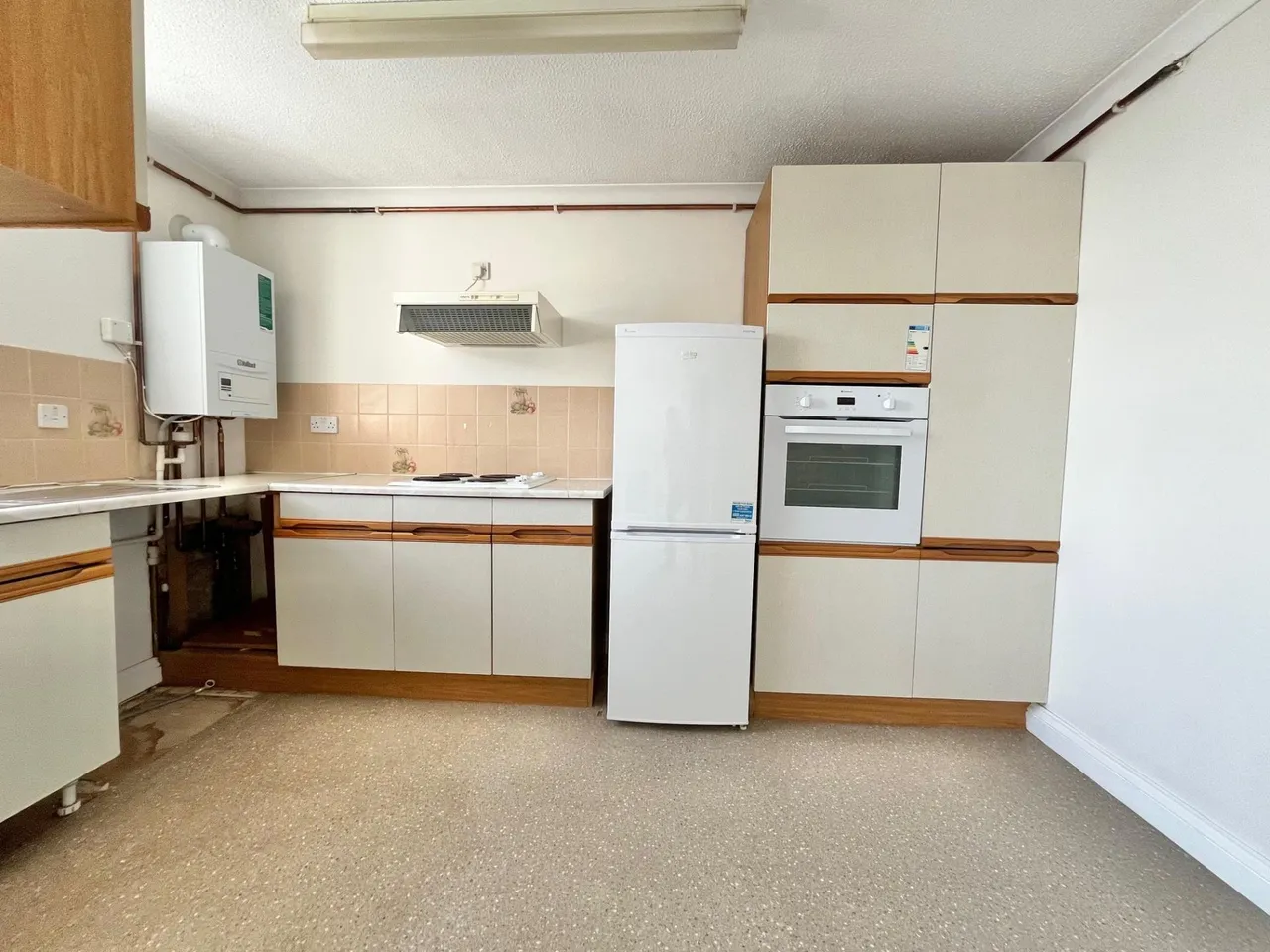 Cedar Court, Saltash, PL12, photo 4