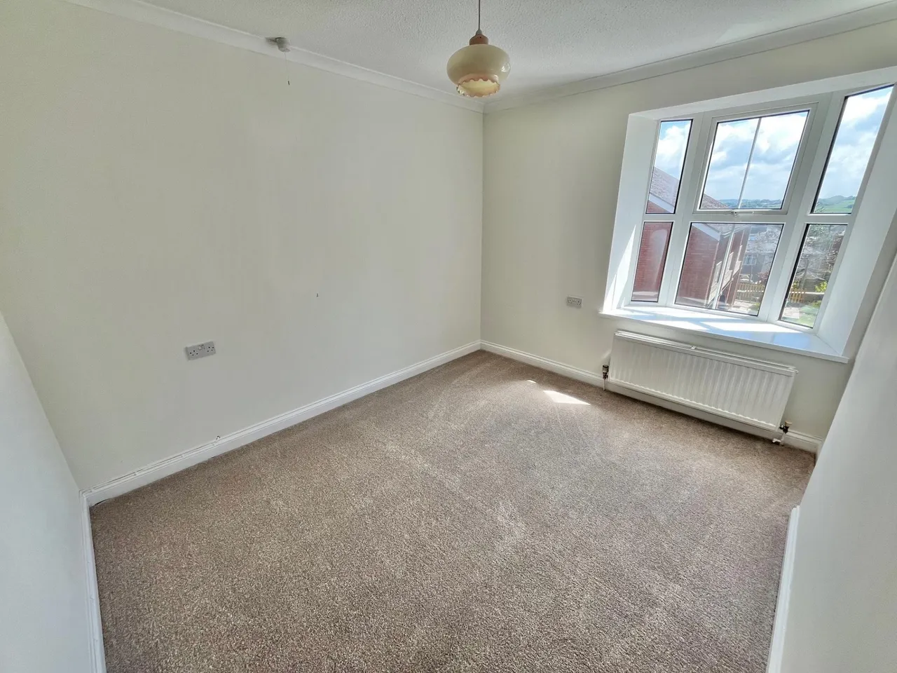 Cedar Court, Saltash, PL12, photo 10