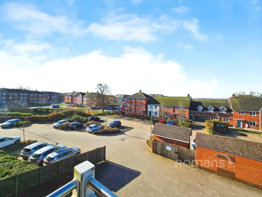 Bramall Place, Church Crookham, GU52, photo 10