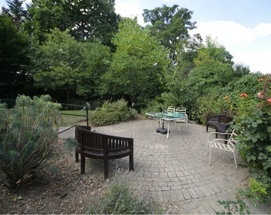 Winchmore Hill Road, N21, photo 12