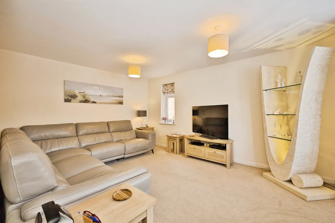 Crocker Way, Wincanton, BA9, photo 4