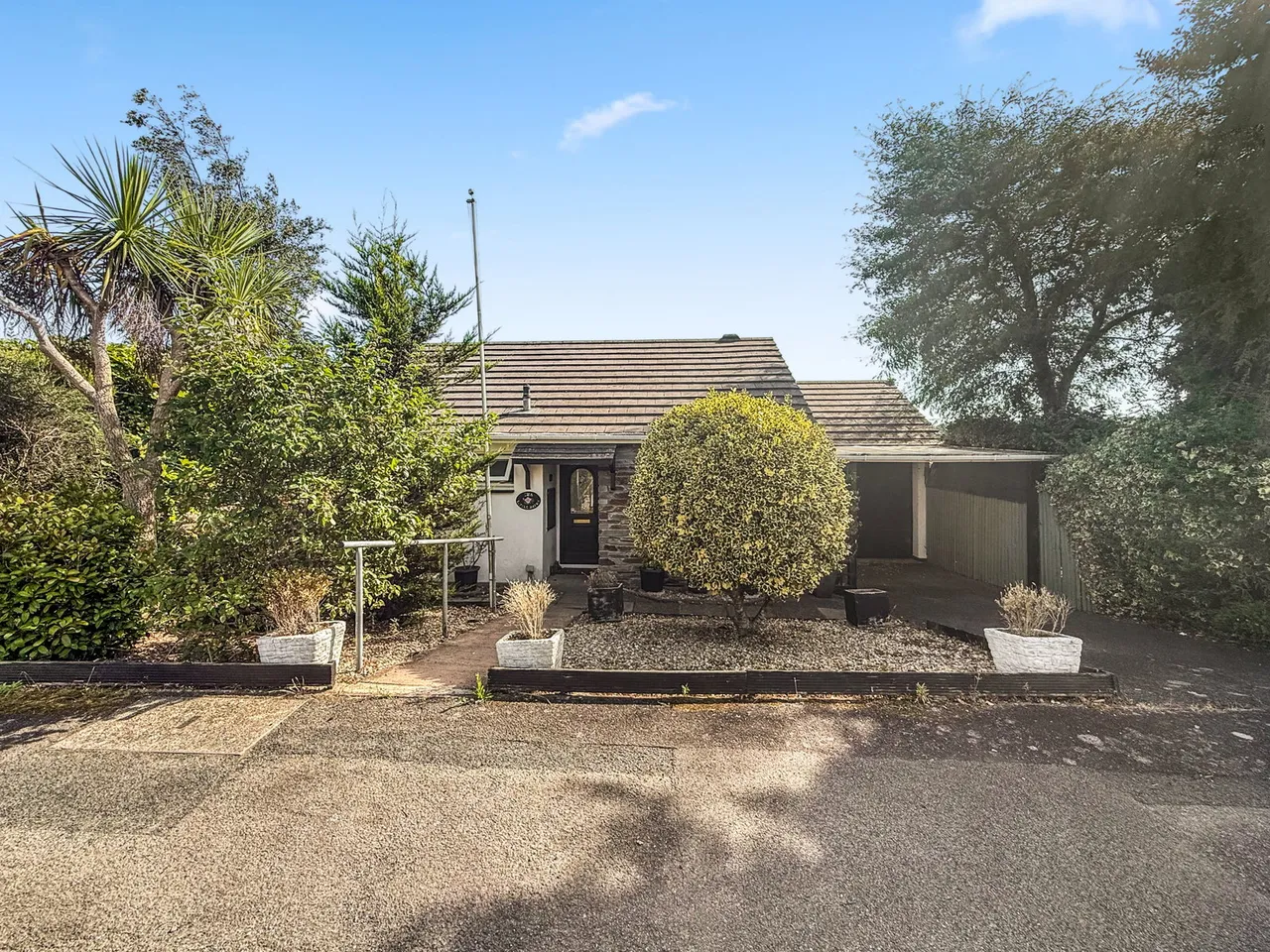 2 bed house for sale, Quarry Close, Londonderry Farm
