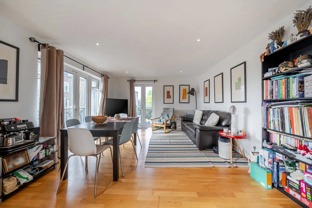 2 bed flat for sale, Rubens Place, Clapham, SW4