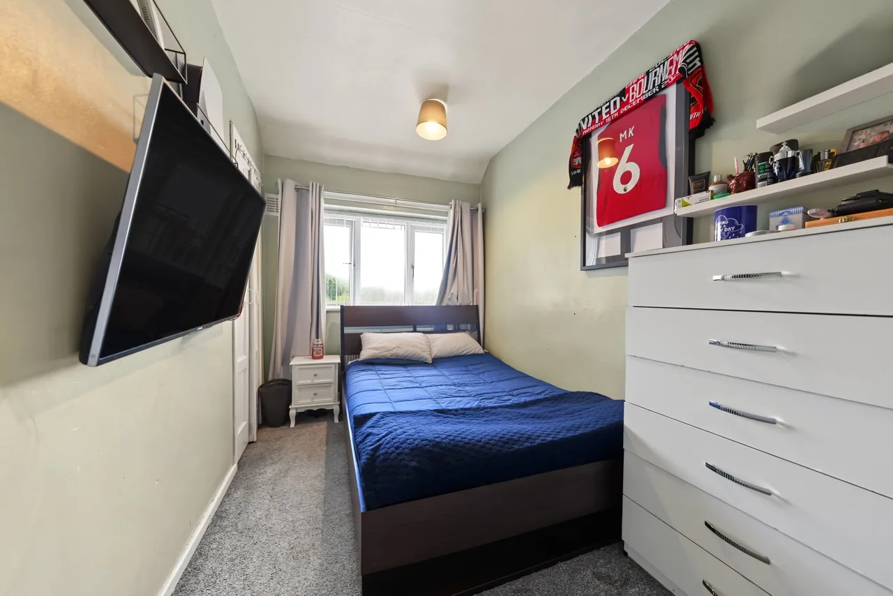 Hurst Lane, Shard End, photo 13