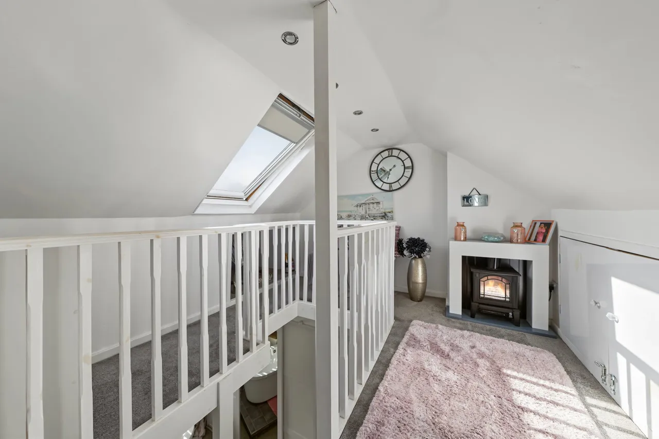 Hurst Lane, Shard End, photo 8