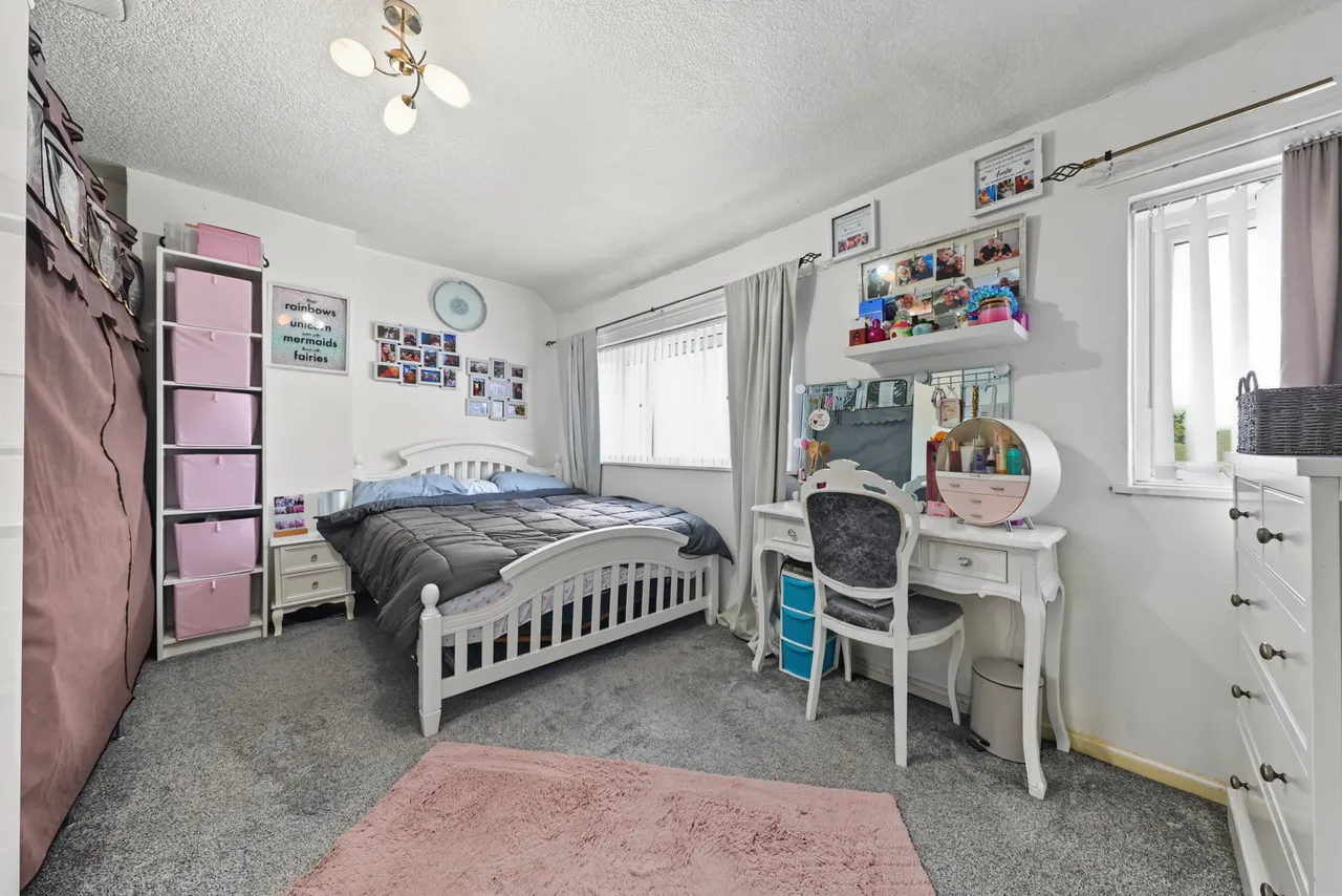 Hurst Lane, Shard End, photo 12