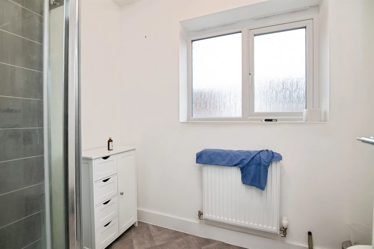 Laura Roberts Close, West Bromwich, B70, photo 10