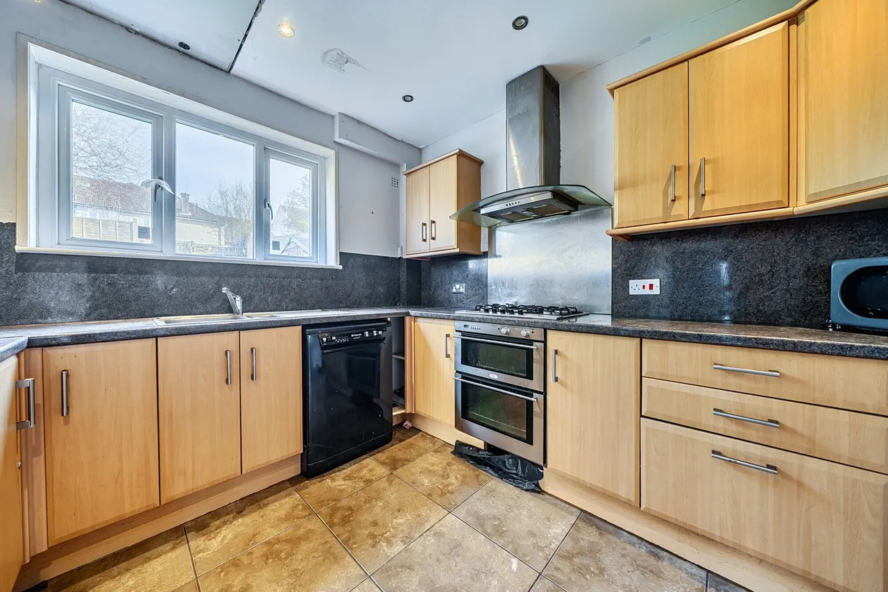 Longcroft, SE9, photo 2