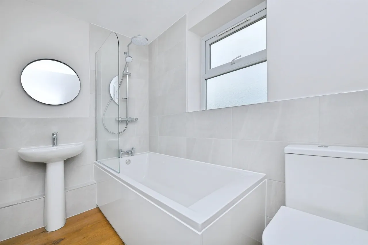 St. Stephens Road, Saltash, photo 9