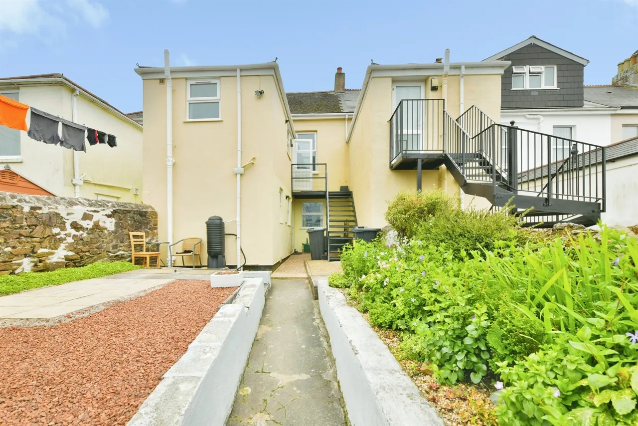 St. Stephens Road, Saltash, photo 8