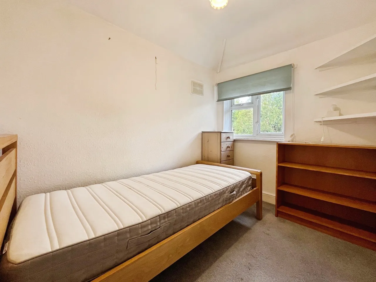 Potters Gate, Farnham, Surrey, GU9 7BA, photo 10
