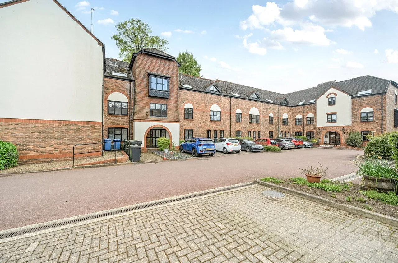 Lenten Street, Alton, GU34, photo 18