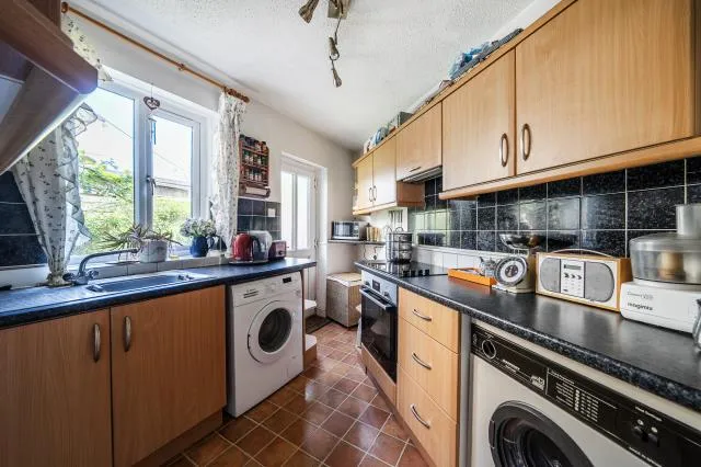 Eastcott Hill, Swindon, SN1, photo 8