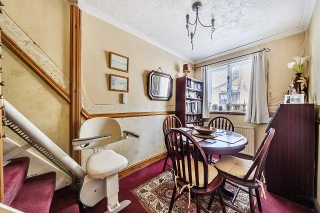 Eastcott Hill, Swindon, SN1, photo 5