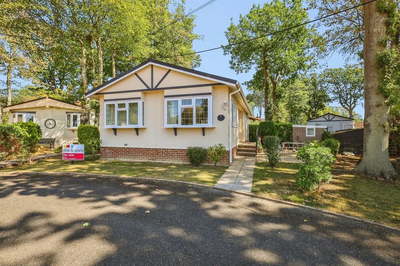 Deanland Wood Park, Golden Cross, BN27, photo 15