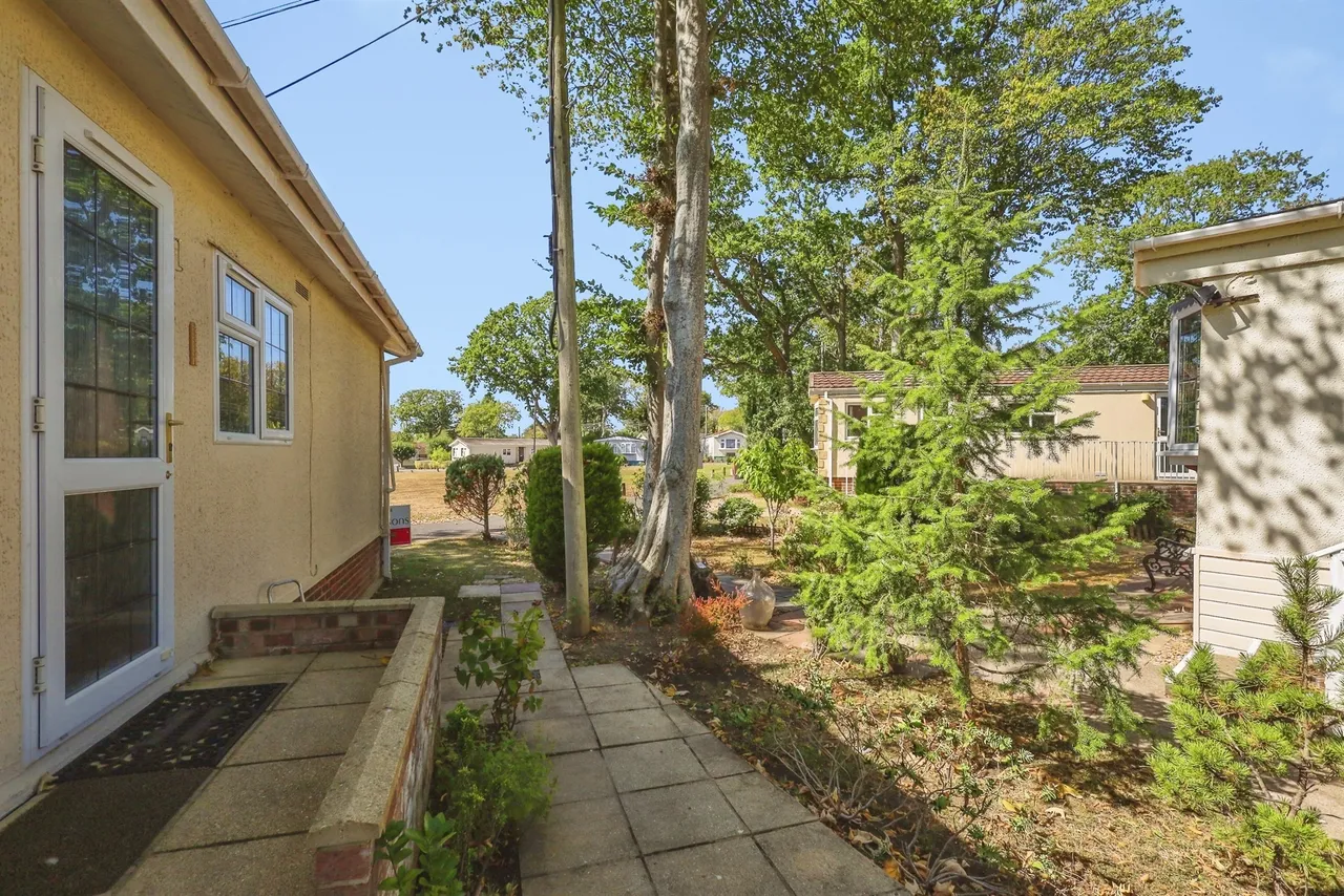 Deanland Wood Park, Golden Cross, BN27, photo 14