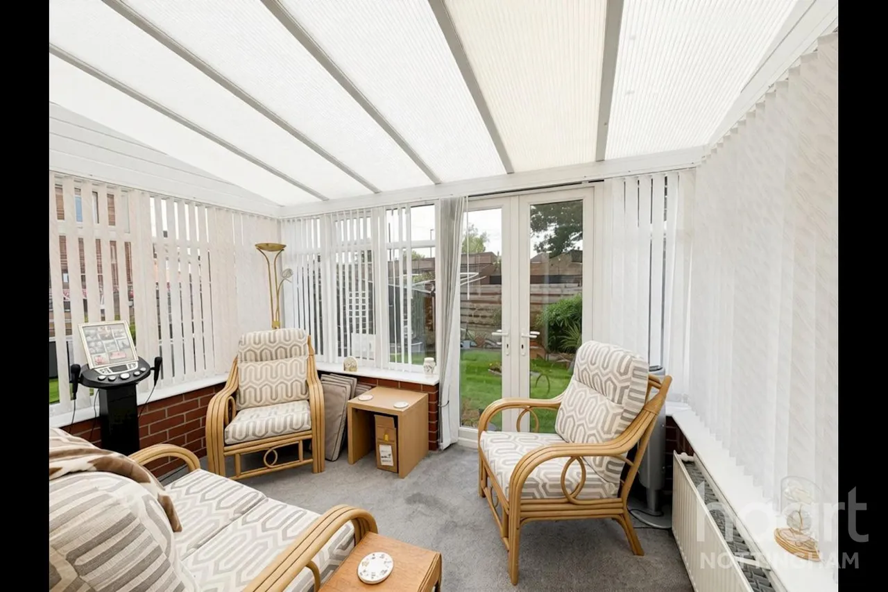 Camborne Drive, Aspley, NG8, photo 15