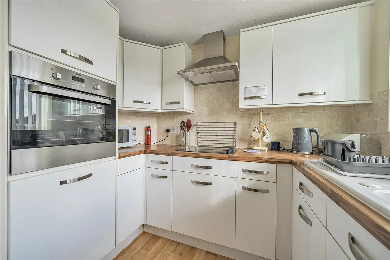 Bradford Street, Tonbridge, TN9, photo 3