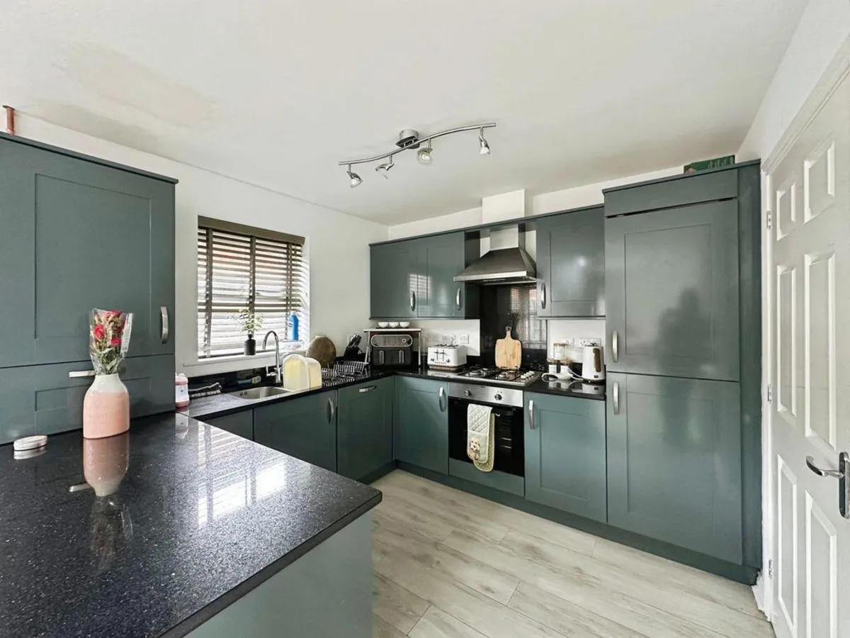 4 bed house to rent, Courtleigh Avenue, Barnet, EN4