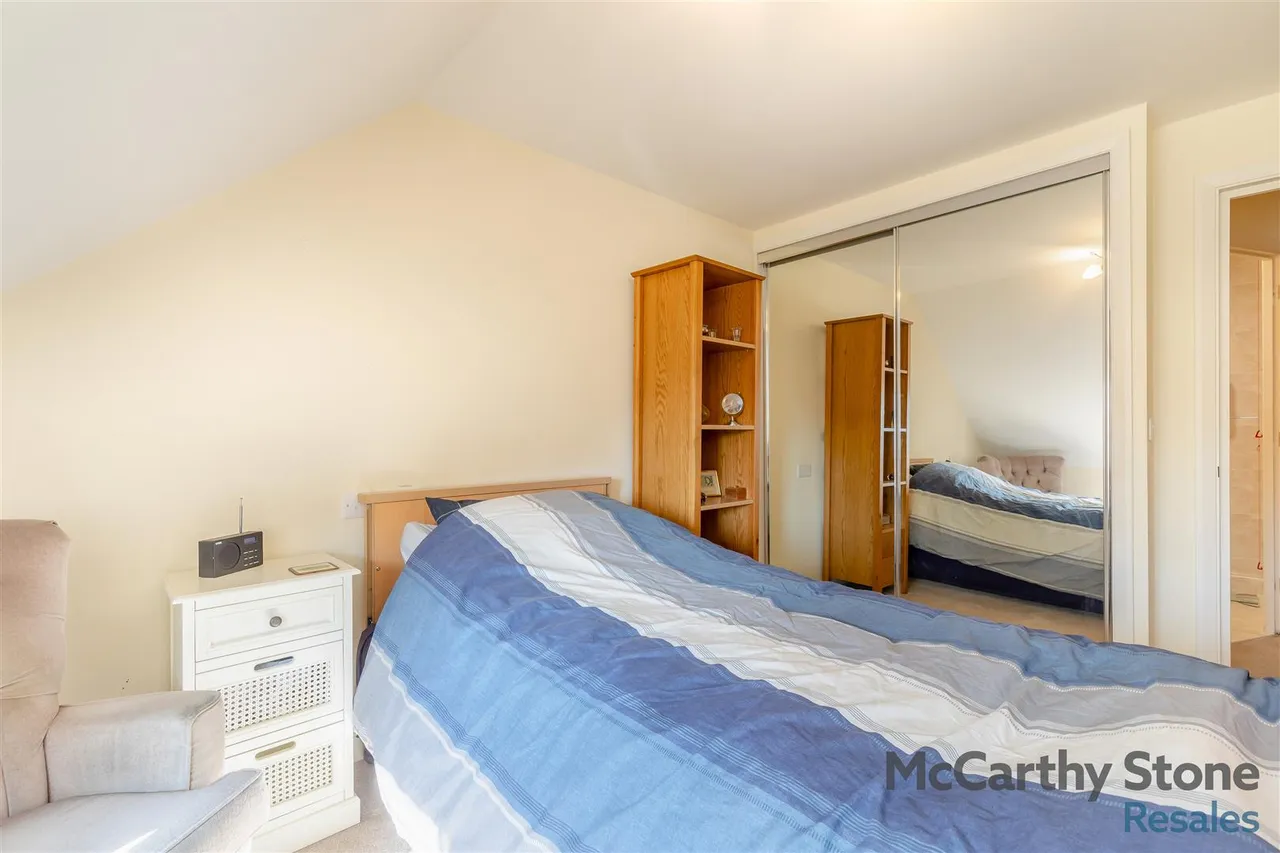 Oakfield, Sale, M33, photo 7
