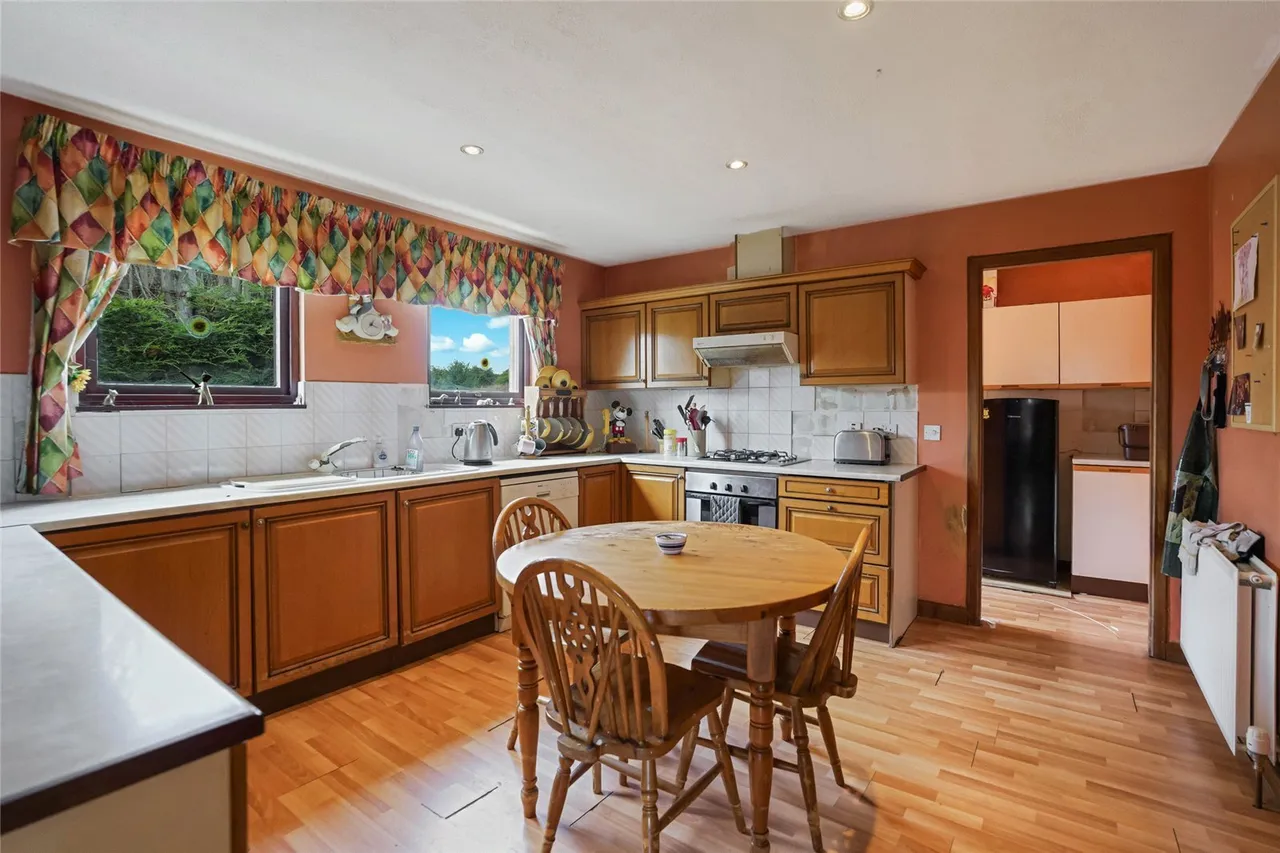 Eldindean Court, Dunfermline, Fife, KY12, photo 8