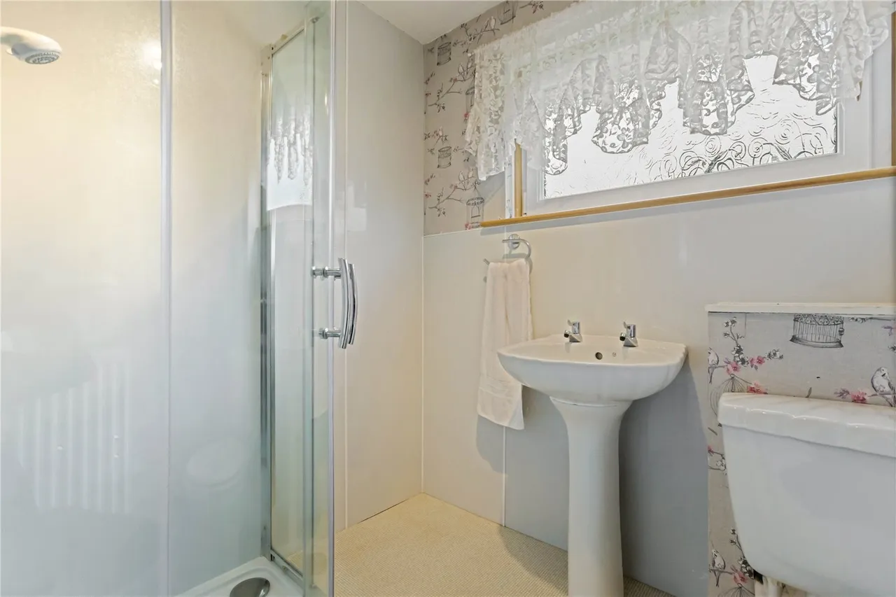 Richmond Drive, Brightons, Falkirk, Stirlingshire, FK2, photo 4