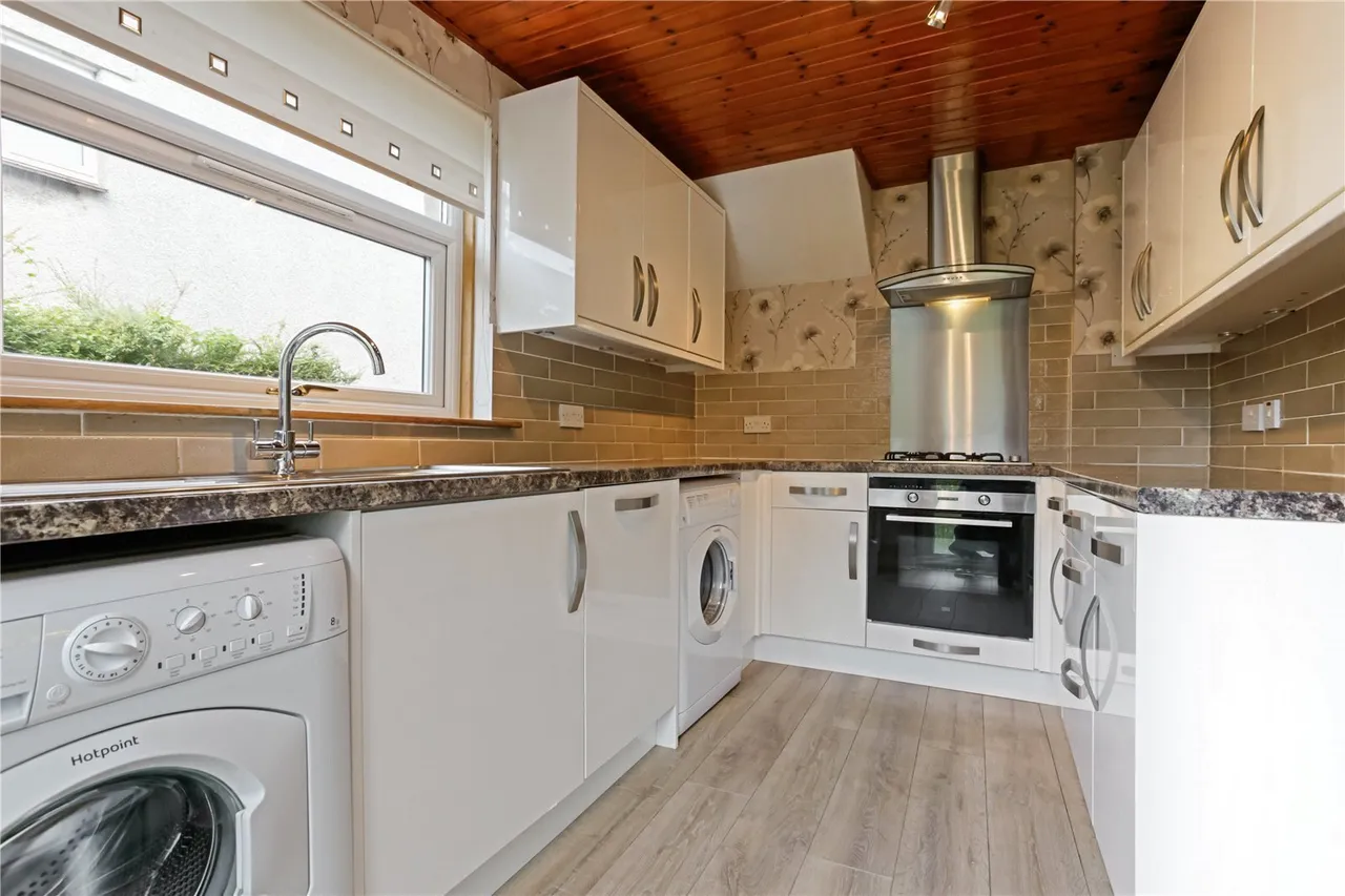 Richmond Drive, Brightons, Falkirk, Stirlingshire, FK2, photo 3