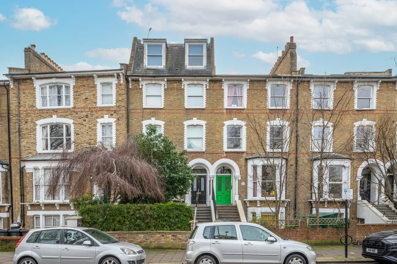 349 Amhurst Road, London, photo 11