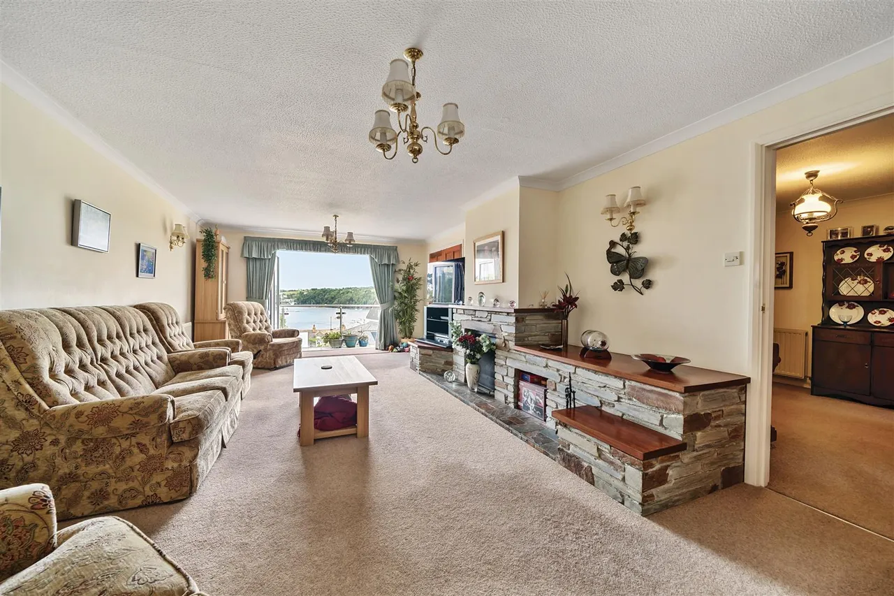 St. Saviours Hill, Polruan, photo 5