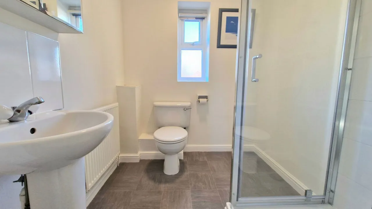 Burchnall Close, DEEPING ST JAMES, PE6, photo 11
